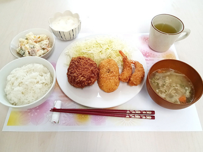 みんなの家・大宮櫛引 お食事イメージ 1