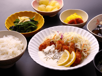 医療法人浩治会　大宮ケアホーム光 お食事イメージ 2