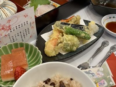 エバーグリーンシティ寺岡 お食事イメージ 1