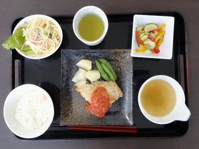 リーフエスコートあじさいの丘Ⅱ お食事イメージ 1