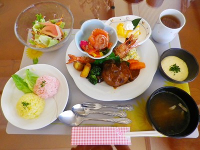 エクセレント花屋敷ガーデンヒルズ お食事イメージ 1