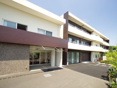 神奈川県 座間市SOMPOケア ラヴィーレ座間谷戸山公園