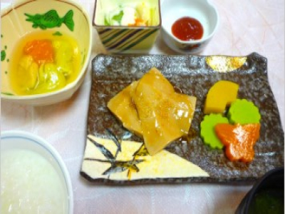 ドマーニ神戸（介護居室） お食事イメージ 3