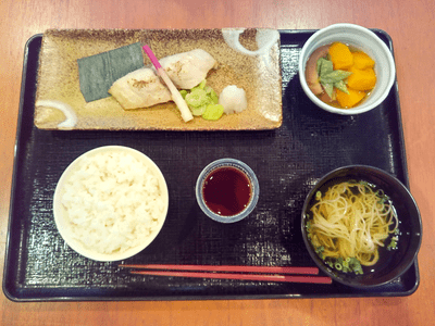 カルムコート武蔵野 お食事イメージ 2