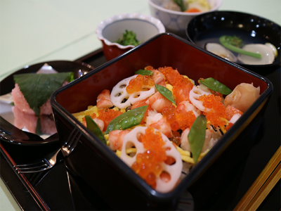 ソノラス・コート油壺／リタイアメントリビング（自立棟） お食事イメージ 10