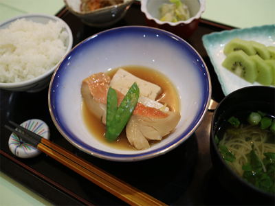 ソノラス・コート油壺／リタイアメントリビング（自立棟） お食事イメージ 11