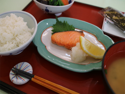 ソノラス・コート油壺／リタイアメントリビング（自立棟） お食事イメージ 12