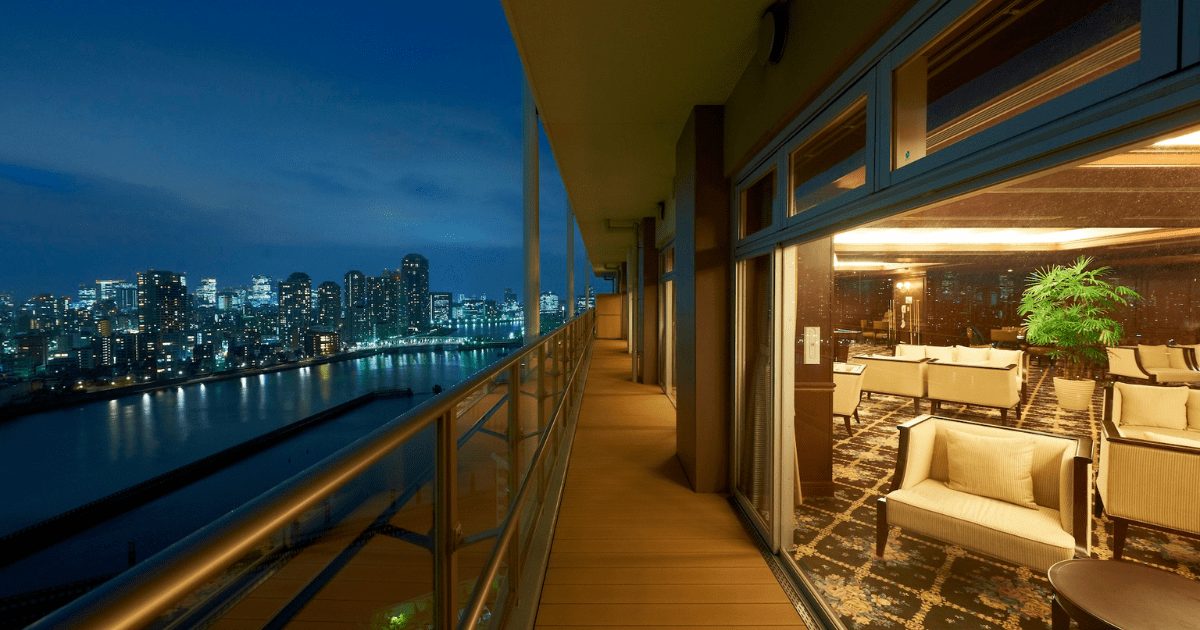 プレール・ロヴェ豊洲23階スカイラウンジからの夜景