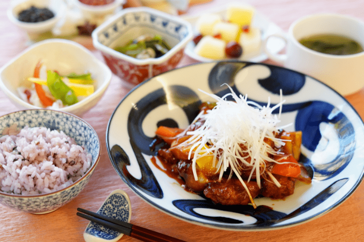 見た目や食材、おいしさにもこだわった食事