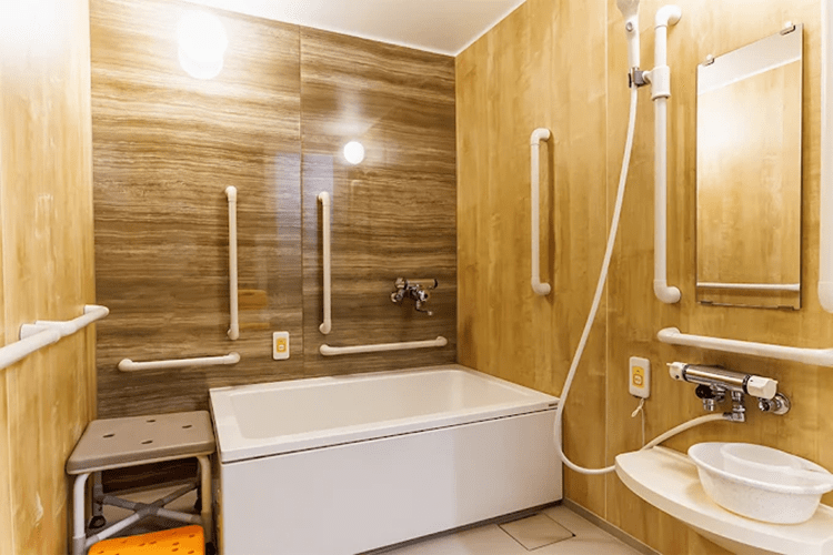 身体状態に合わせ安全に入浴できる浴室