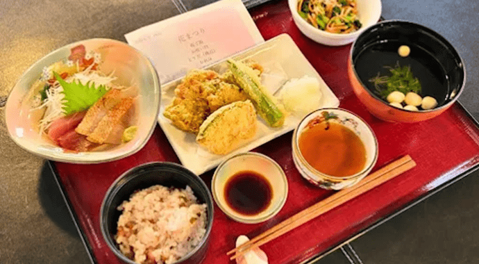 手作りデザート付きの食事が好評イメージ