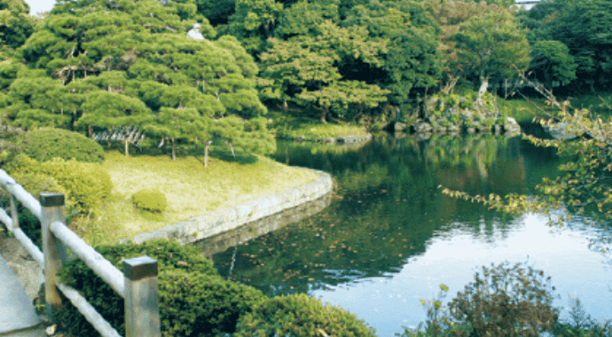 日本庭園も望めるダイニングルームイメージ