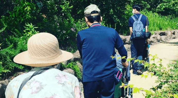 多彩な催しとサポートで仲間や家族との交流を満喫イメージ