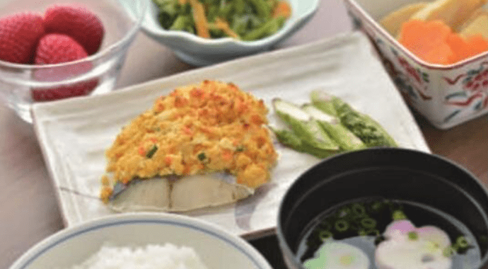 旬の食材を用いたバラエティー豊かな食事イメージ